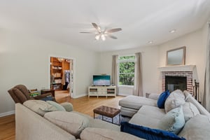 Maple Ln-S2607-009.jpg