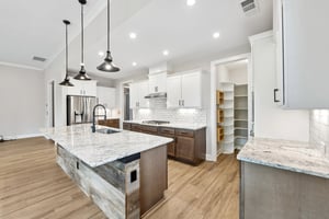 Ontario Ln-S2905-016.jpg