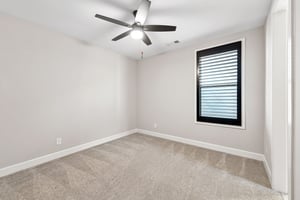 Ontario Ln-S2905-023.jpg