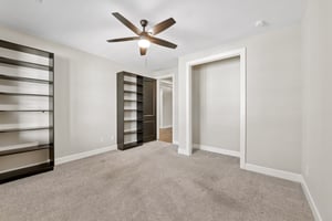 Ontario Ln-S2905-028.jpg