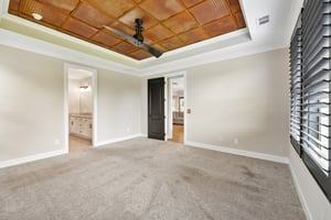 Ontario Ln-S2905-033.jpg