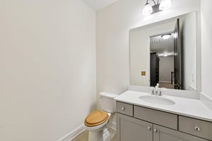 Ontario Ln-S2905-038.jpg