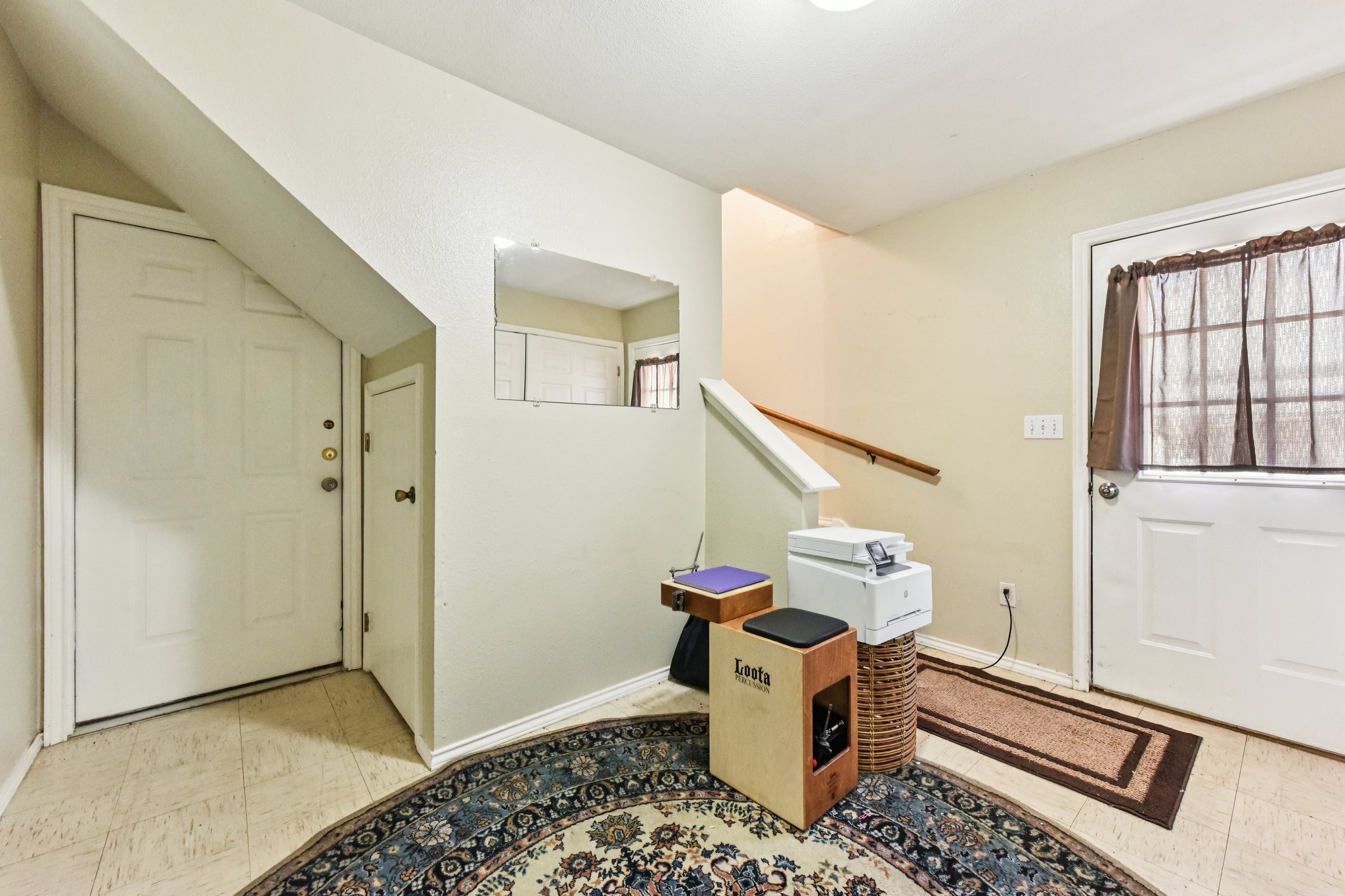 W San Antonio St-S0303-039.jpg