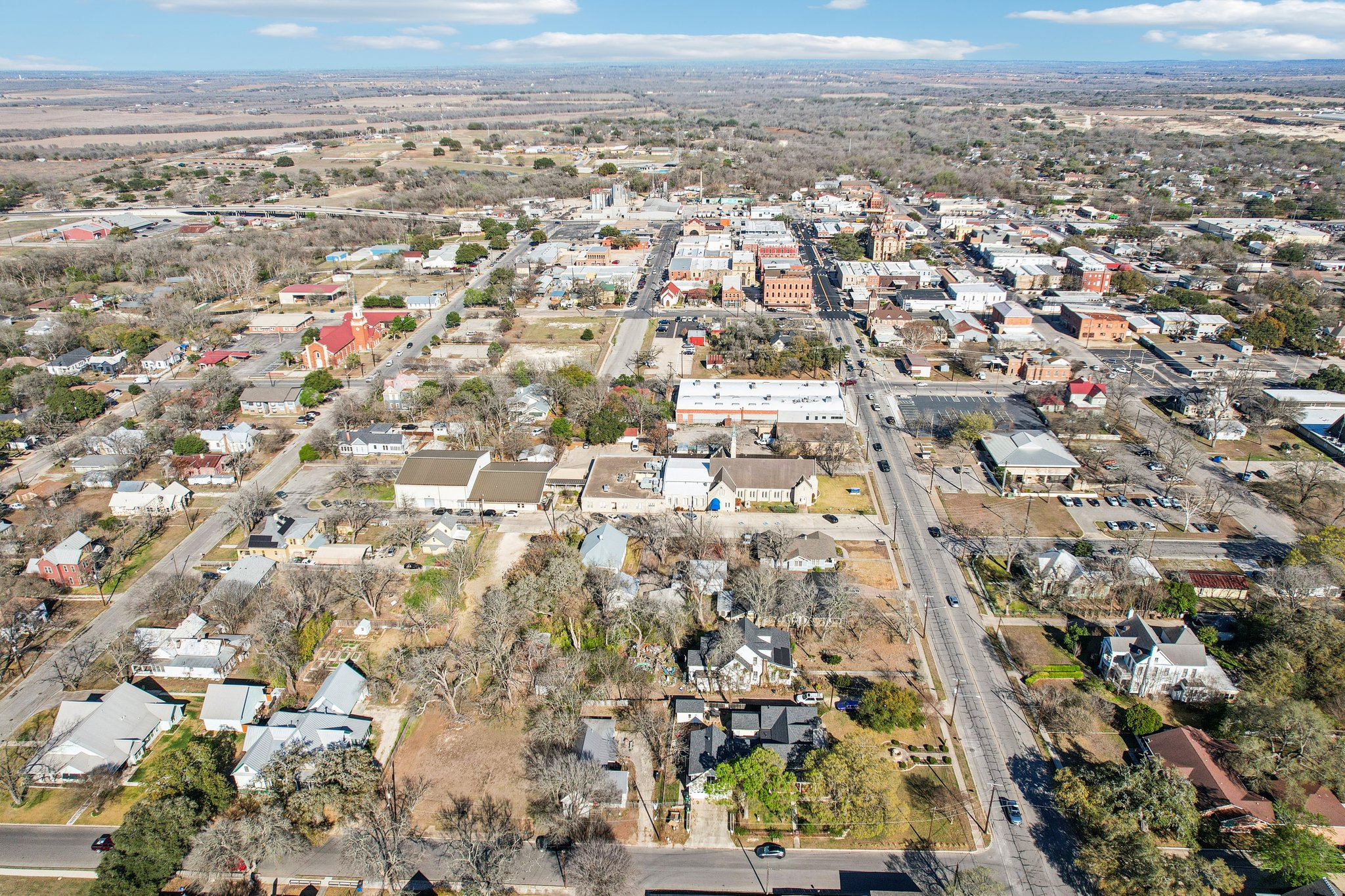 W San Antonio St-S0303-077.jpg