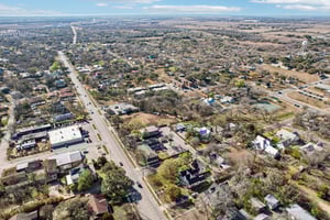 W San Antonio St-S0303-070.jpg