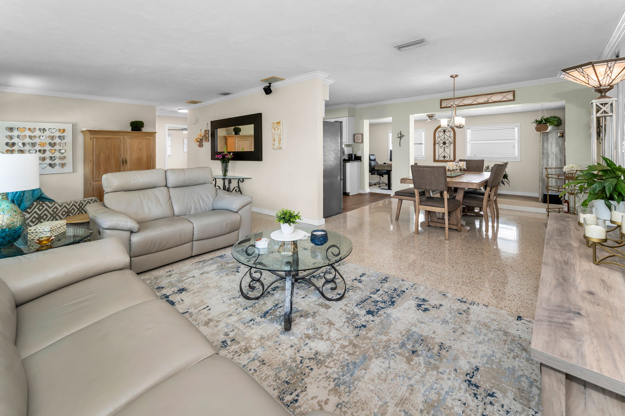 Living Room4