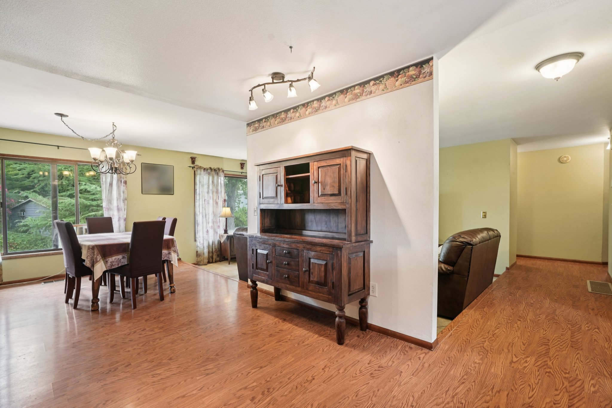 SE 22nd Dr-S0809-014.jpg