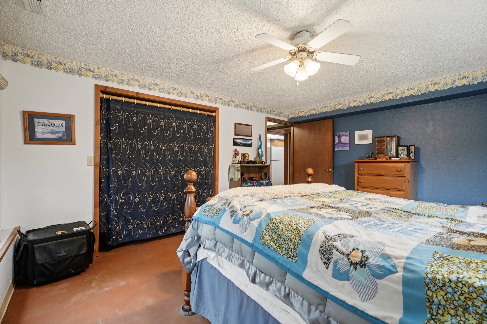 SE 22nd Dr-S0809-036.jpg