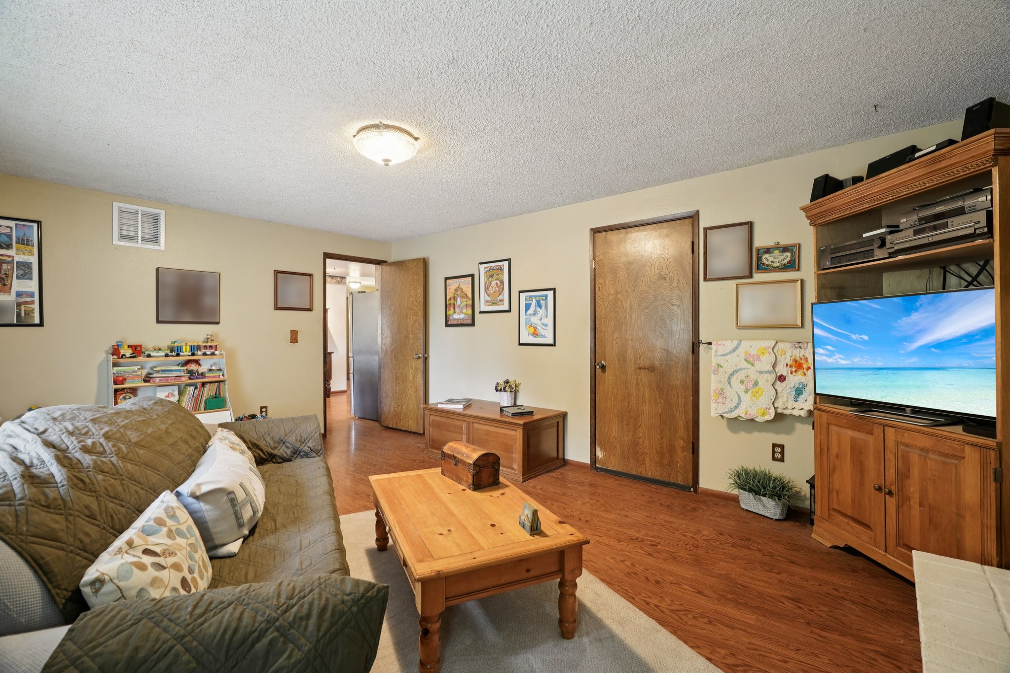 SE 22nd Dr-S0809-044.jpg