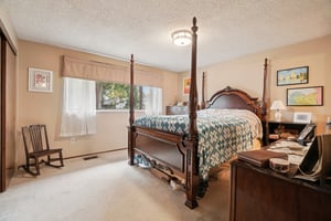 SE 22nd Dr-S0809-025.jpg