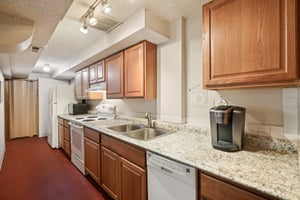 SE 22nd Dr-S0809-046.jpg