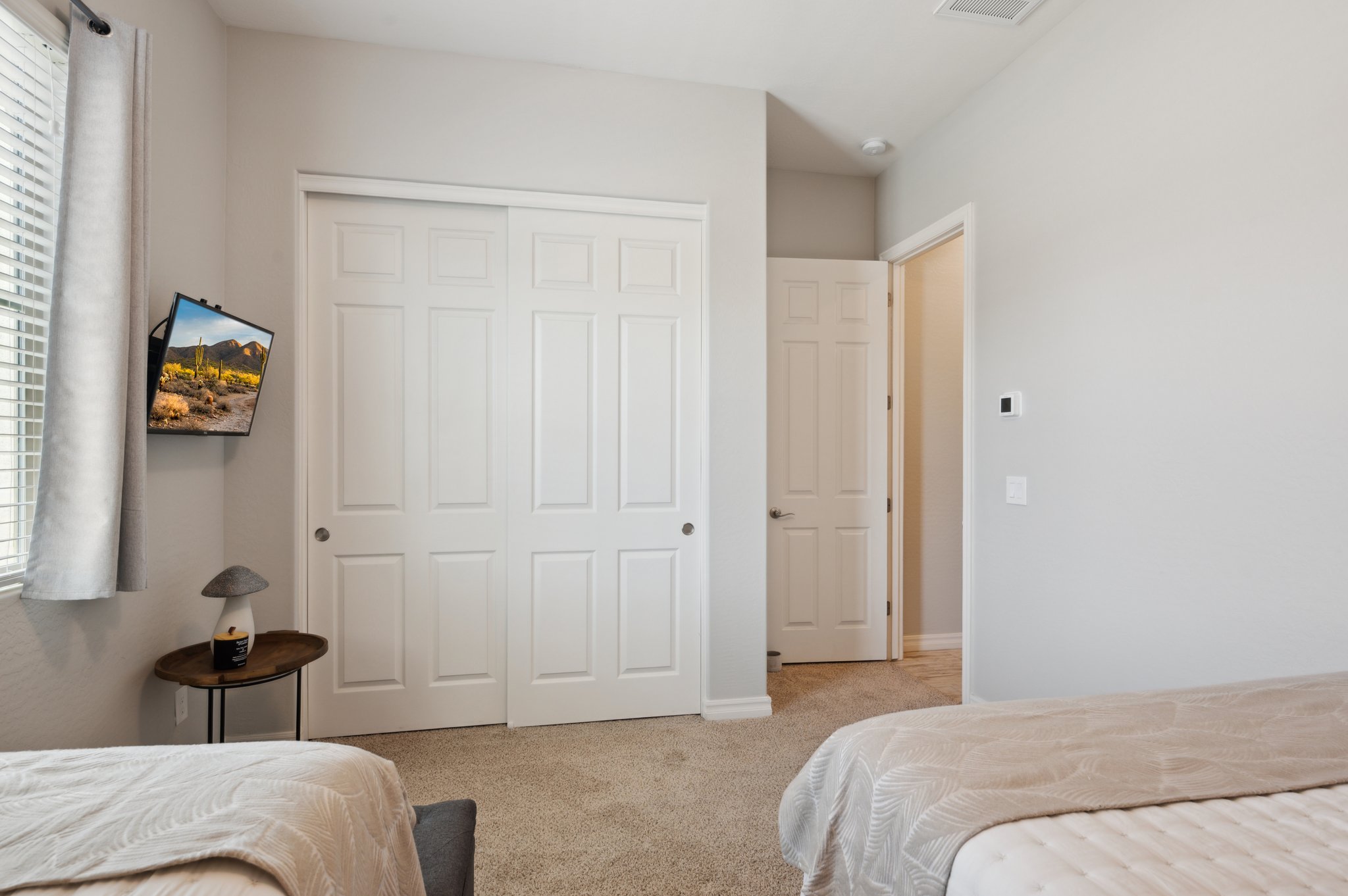 41926 W Sussex Dr - 023.jpg