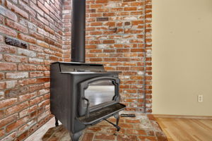  Photo 49