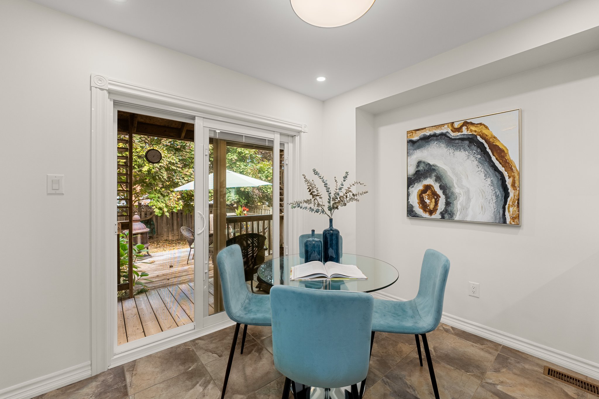 42 Buttonwood Trail Aurora Realty Photo Haus