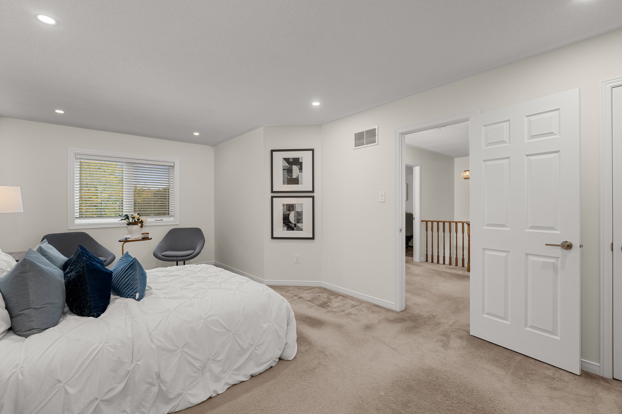 42 Buttonwood Trail Aurora Realty Photo Haus