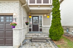 42 Carrington Pl, Whitby, ON L1R 3E9, CA Photo 2