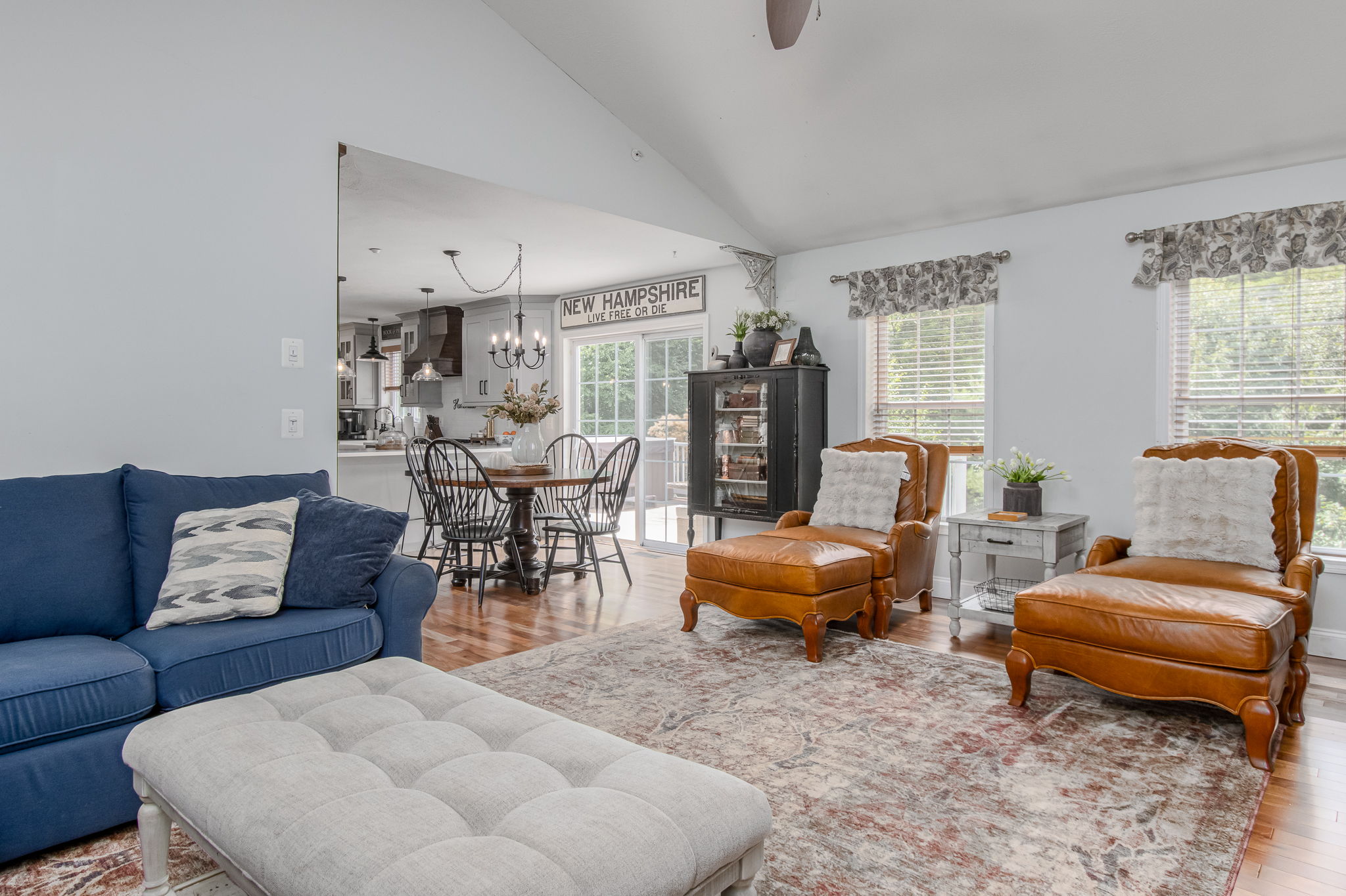 LivingRoom-3
