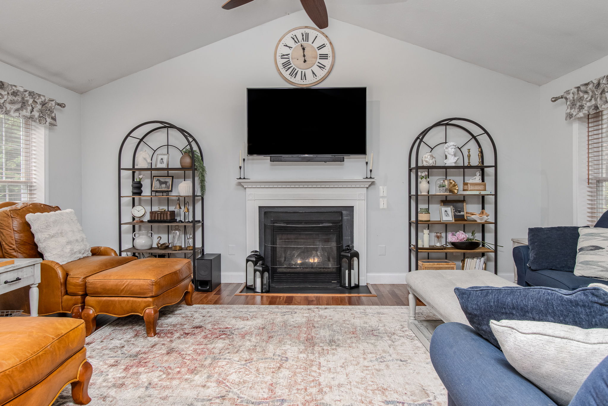 LivingRoom-5