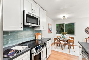014_F8_42 Emery Bay Dr