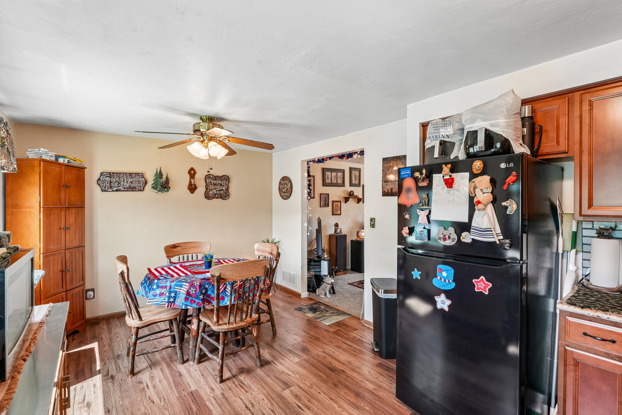 Fitch Ln-S2406-012.jpg