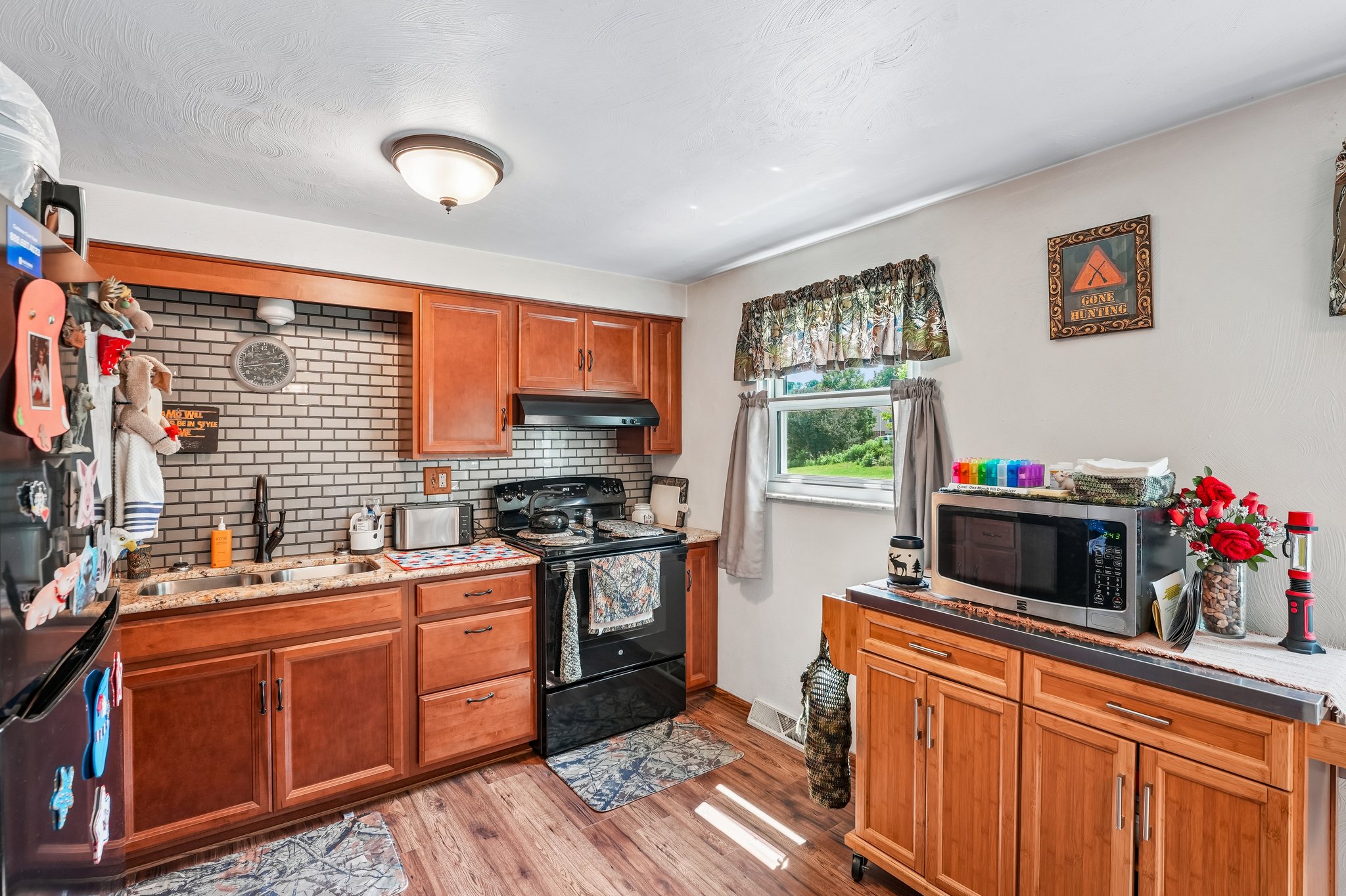 Fitch Ln-S2406-015.jpg