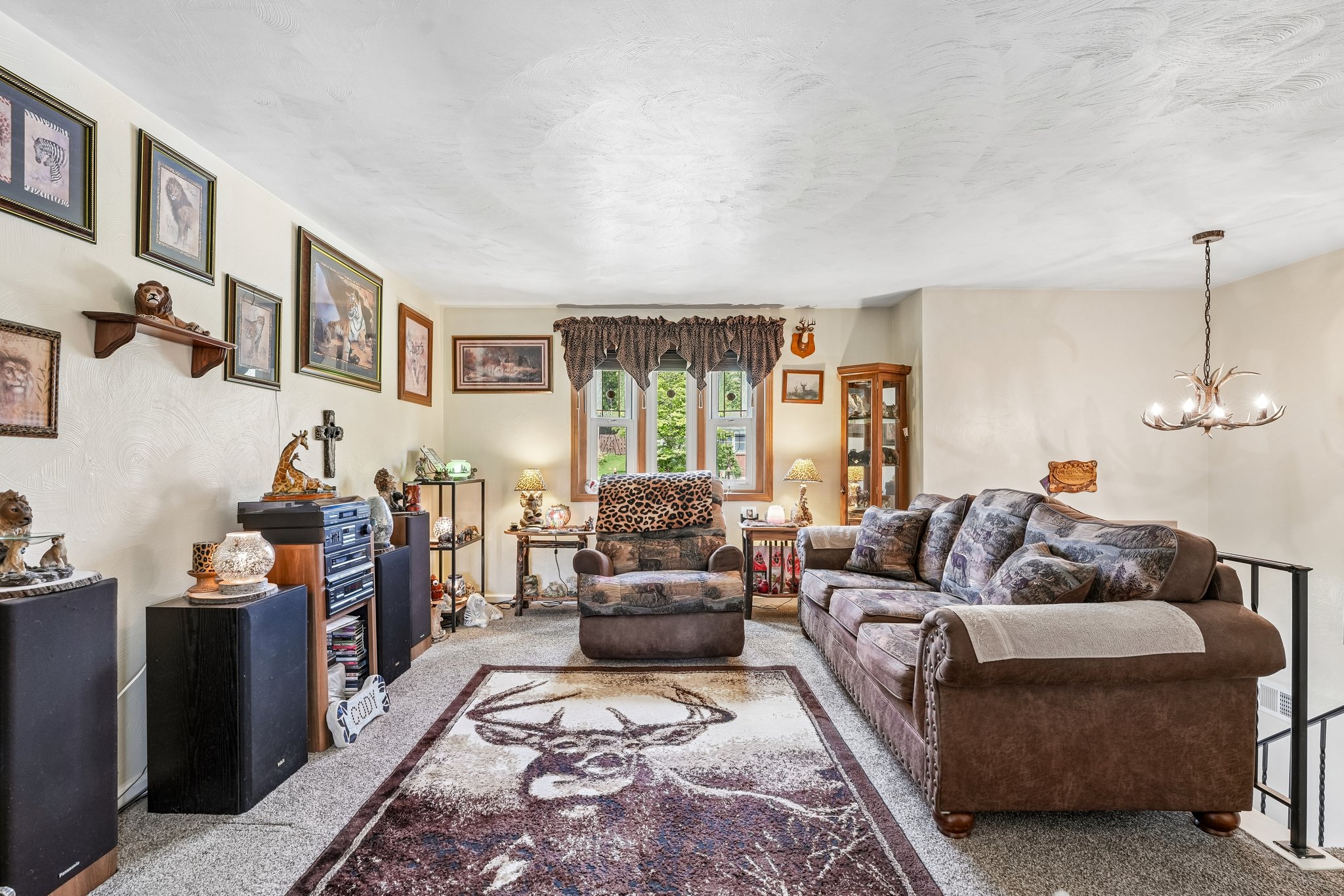 Fitch Ln-S2406-028.jpg
