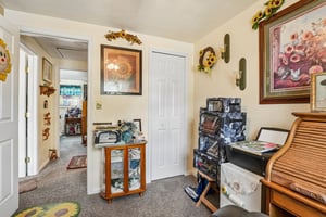 Fitch Ln-S2406-025.jpg