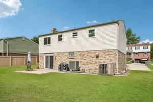Fitch Ln-S2406-034.jpg