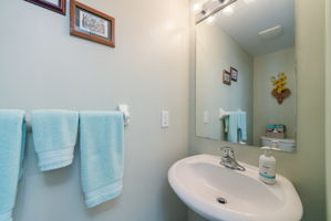  Photo 33