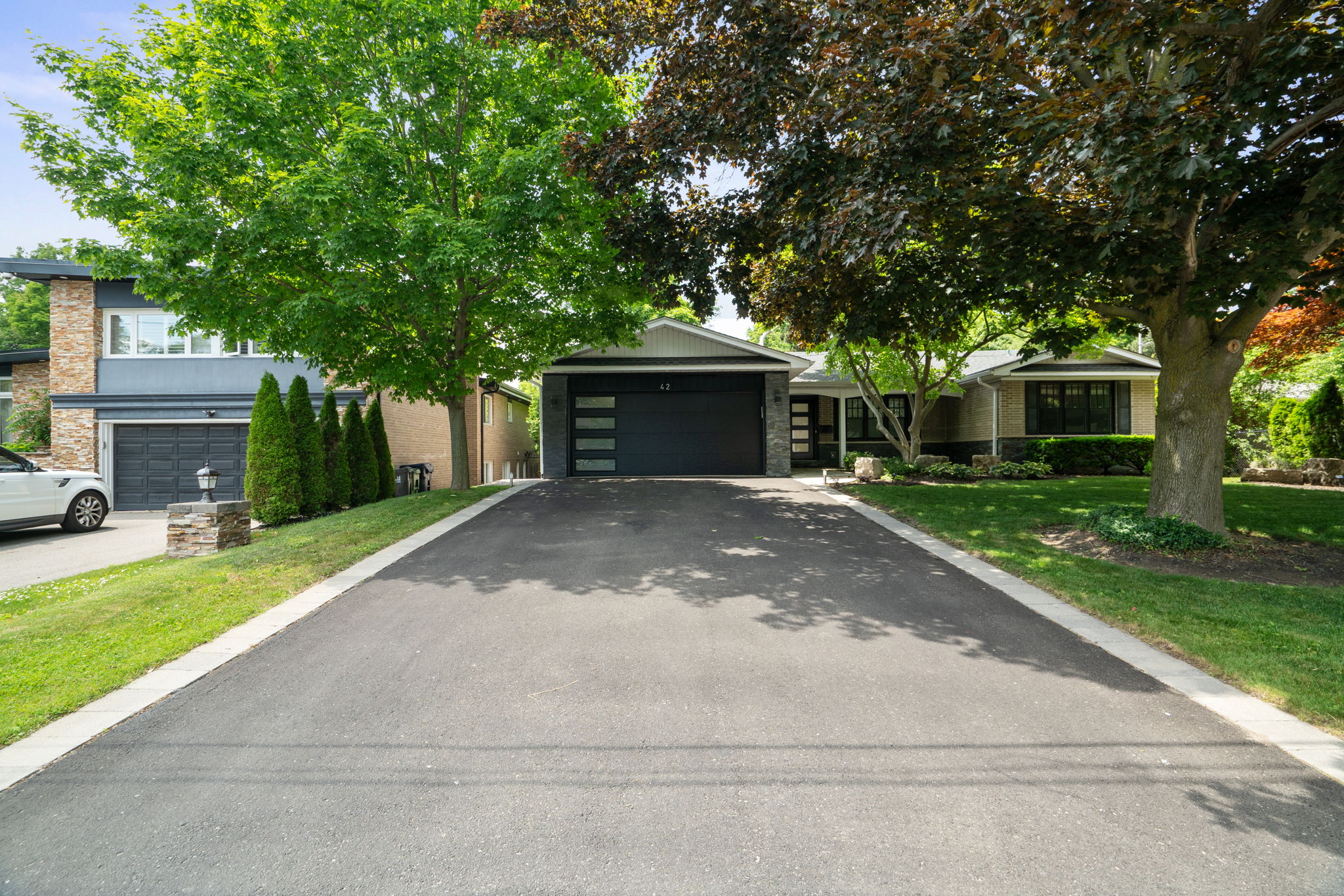 42 Heathview Ave Toronto, ON M2K 2C1