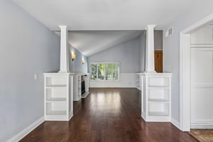 Kanan Rd-S2207-010.jpg