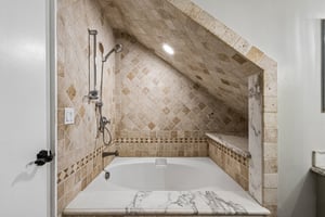 Kanan Rd-S2207-030.jpg