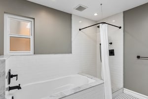 Kanan Rd-S2207-037.jpg
