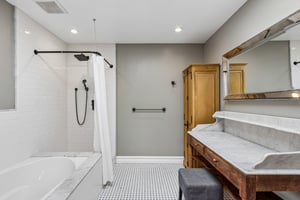 Kanan Rd-S2207-038.jpg
