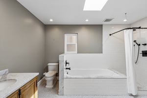 Kanan Rd-S2207-039.jpg