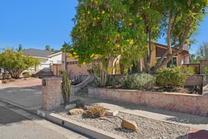 Kanan Rd-L0810-005.jpg