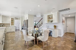 Kanan Rd-L0810-021.jpg