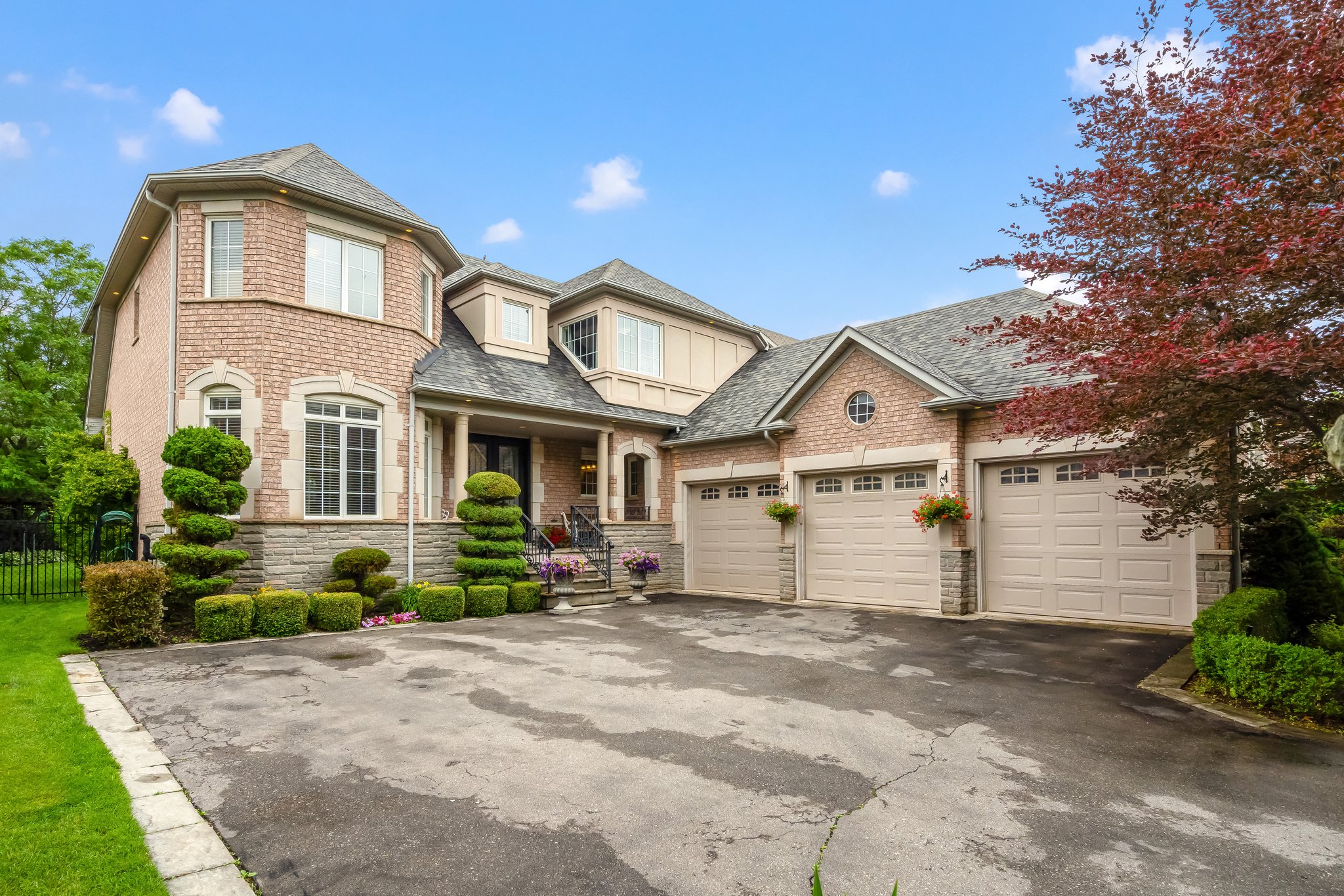 42 Links Ln, Brampton, ON L6Y 5H2, CA Photo 5