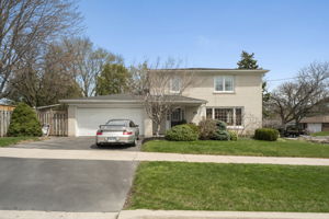 42 Sawley Dr, Toronto ON — real estate photography by Amazing Photo Video