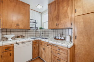 014_F8_42 Seminole Ave