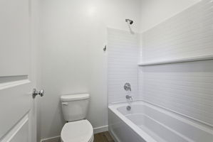  Photo 35