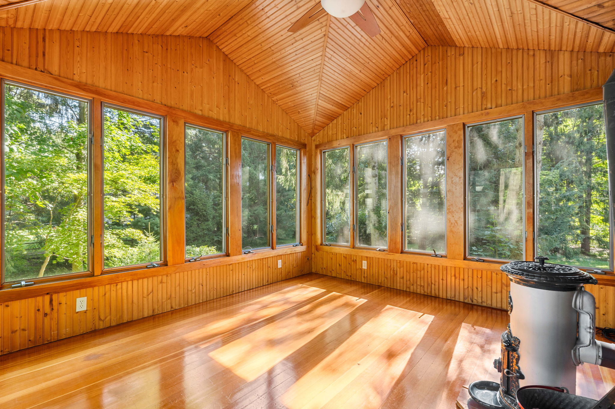 42 Walnut Rd, South Hamilton, MA 01982, USA Photo 6