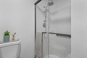  Photo 36