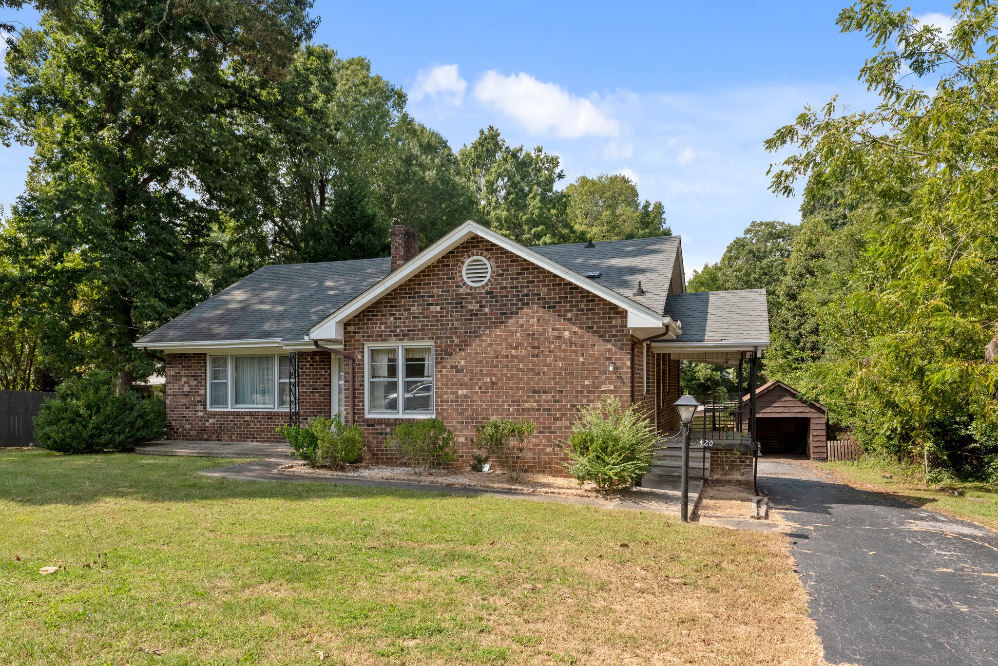 420 Alamance Rd, Burlington, NC 27215, USA Photo 8