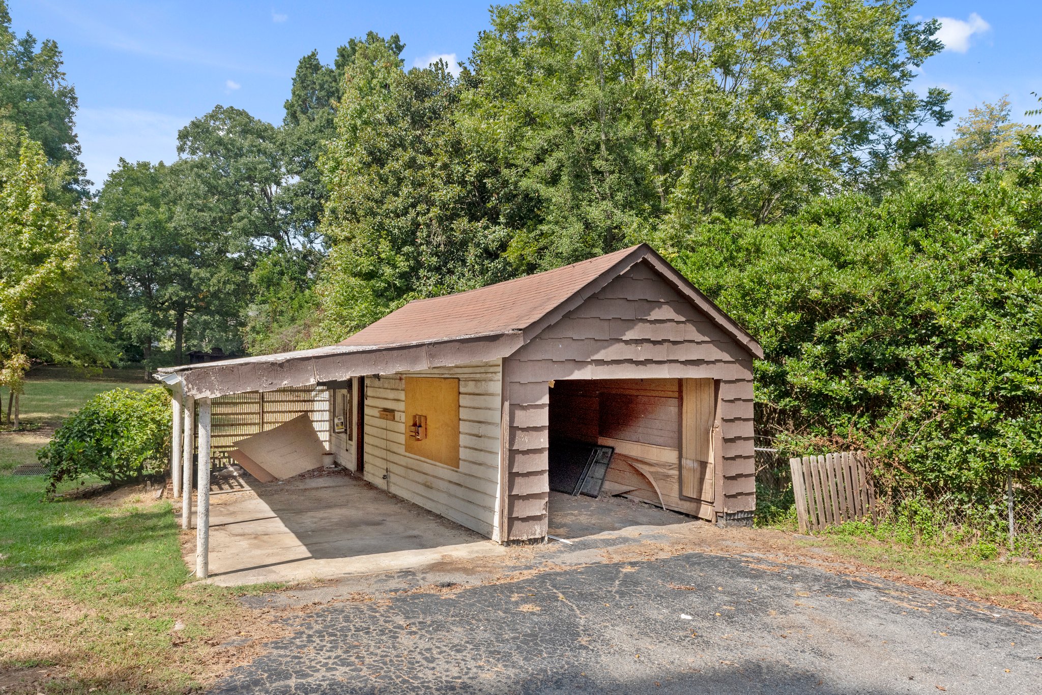 420 Alamance Rd, Burlington, NC 27215, USA Photo 14