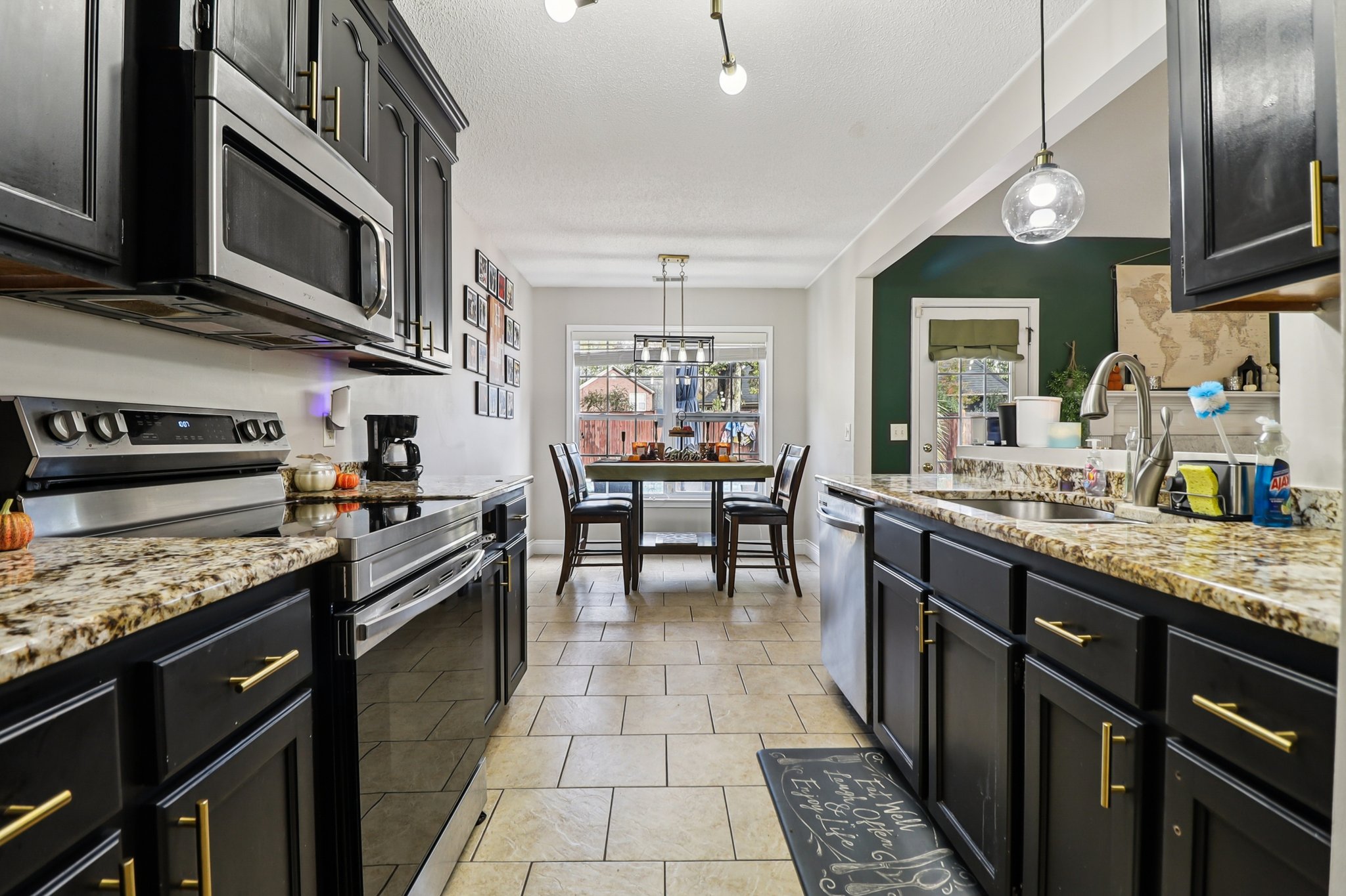 Apple Branch Ct-S3110-013.jpg