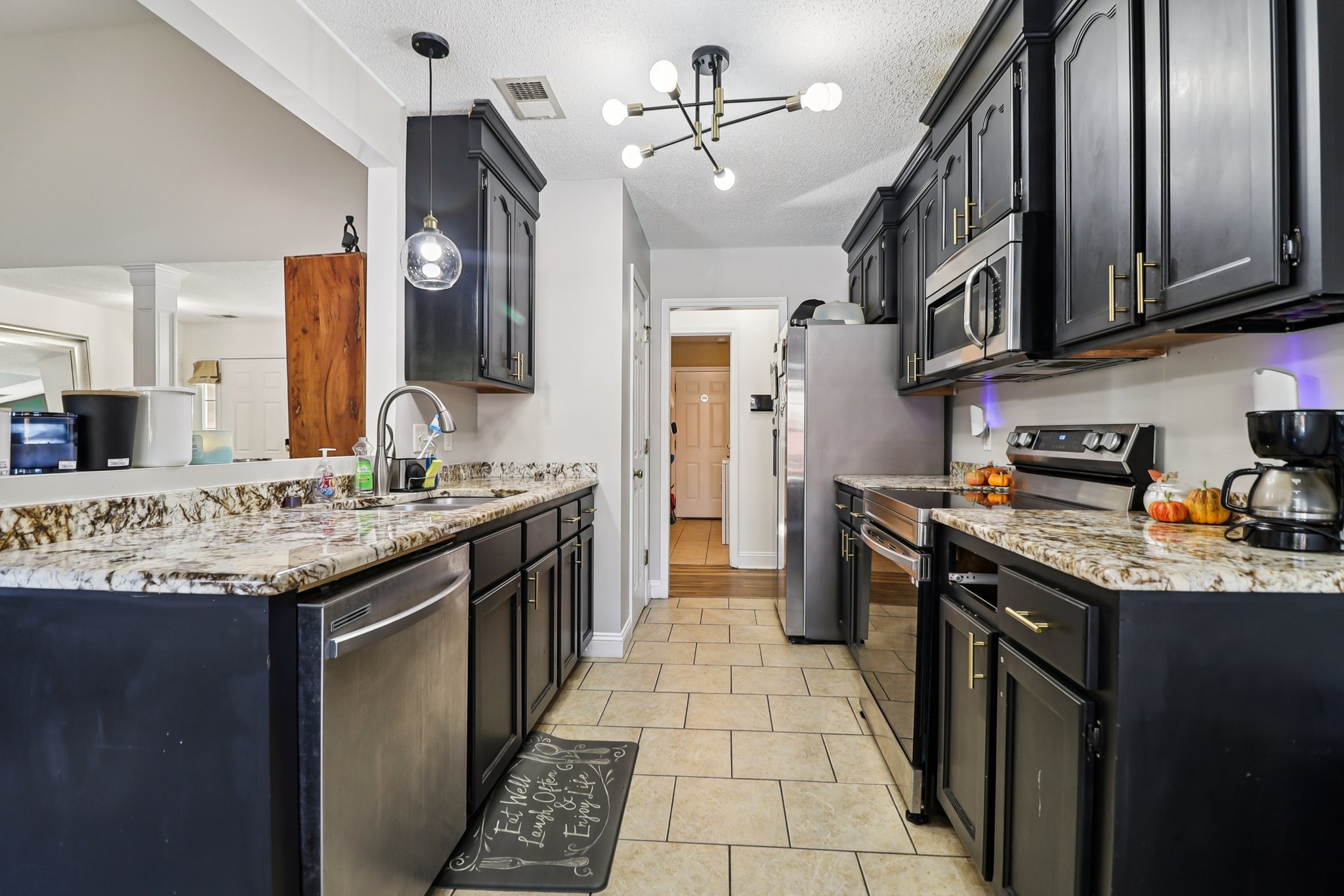 Apple Branch Ct-S3110-014.jpg