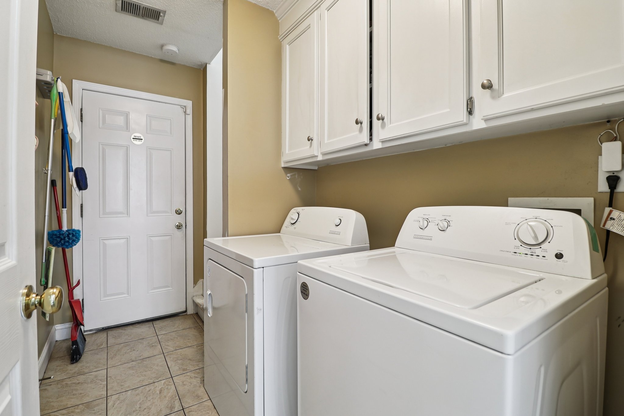 Apple Branch Ct-S3110-019.jpg