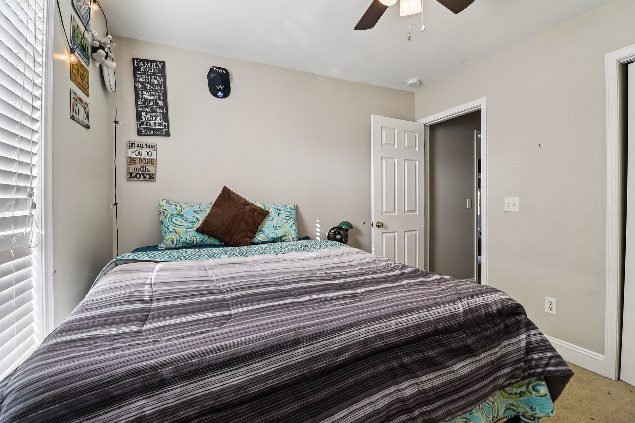 Apple Branch Ct-S3110-029.jpg