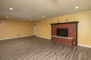 20-Family Room